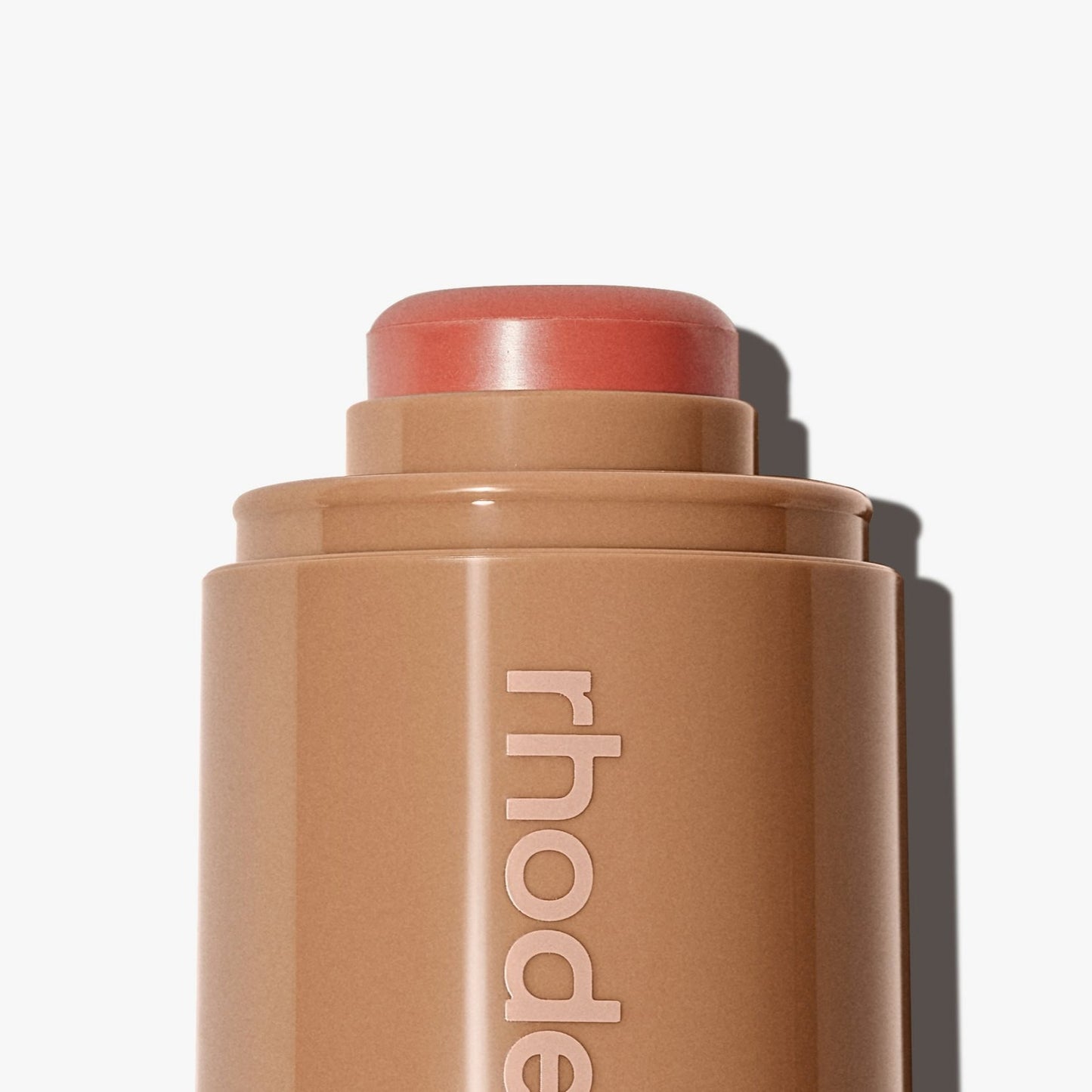 RHODE Pocket Blush Freckle - Neutral Peach